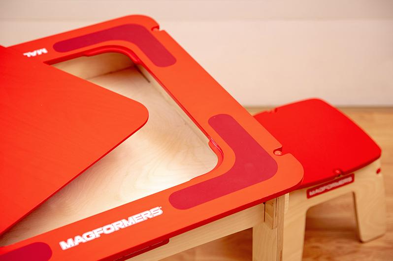 Magformers Red Square wood table set